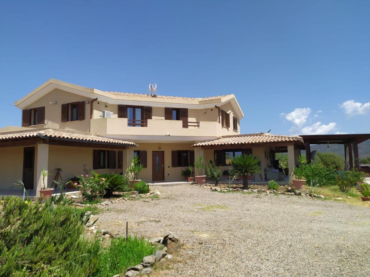 Villa Maria Maracalagonis Экстерьер фото